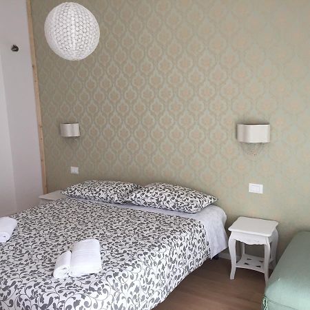 Dante Rooms And Apartment Trient Exterior foto