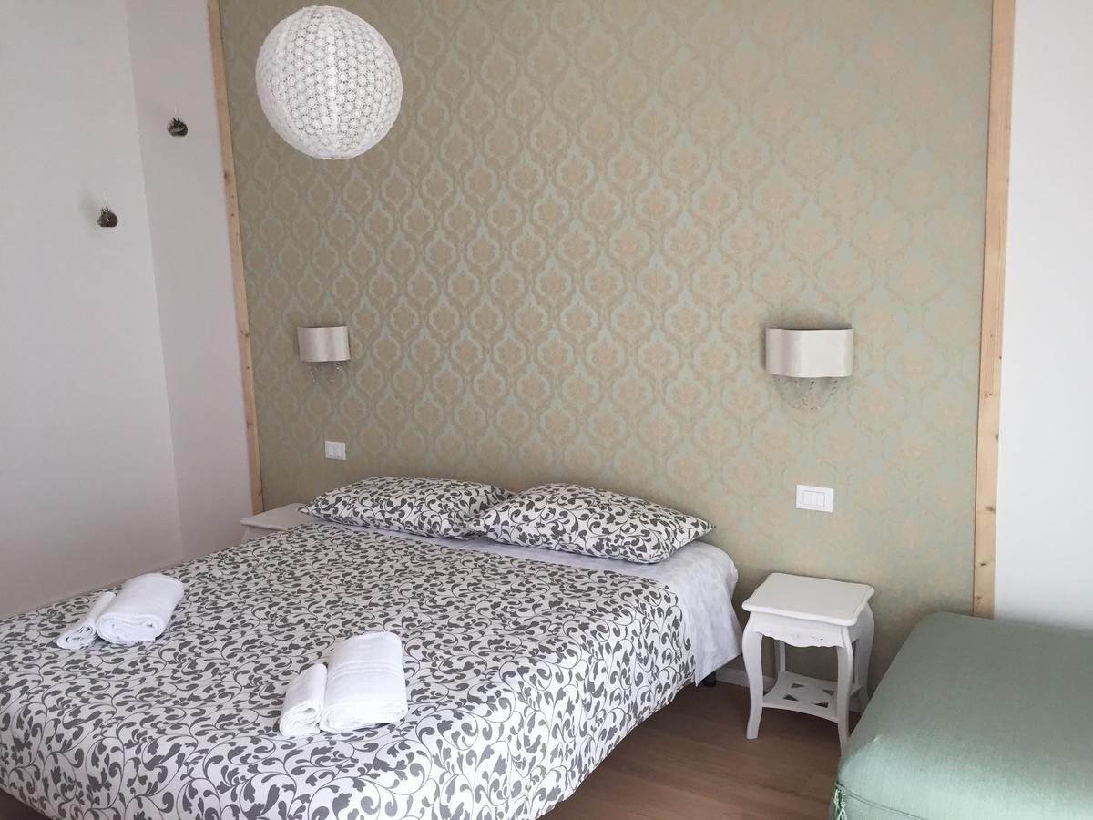 Dante Rooms And Apartment Trient Exterior foto