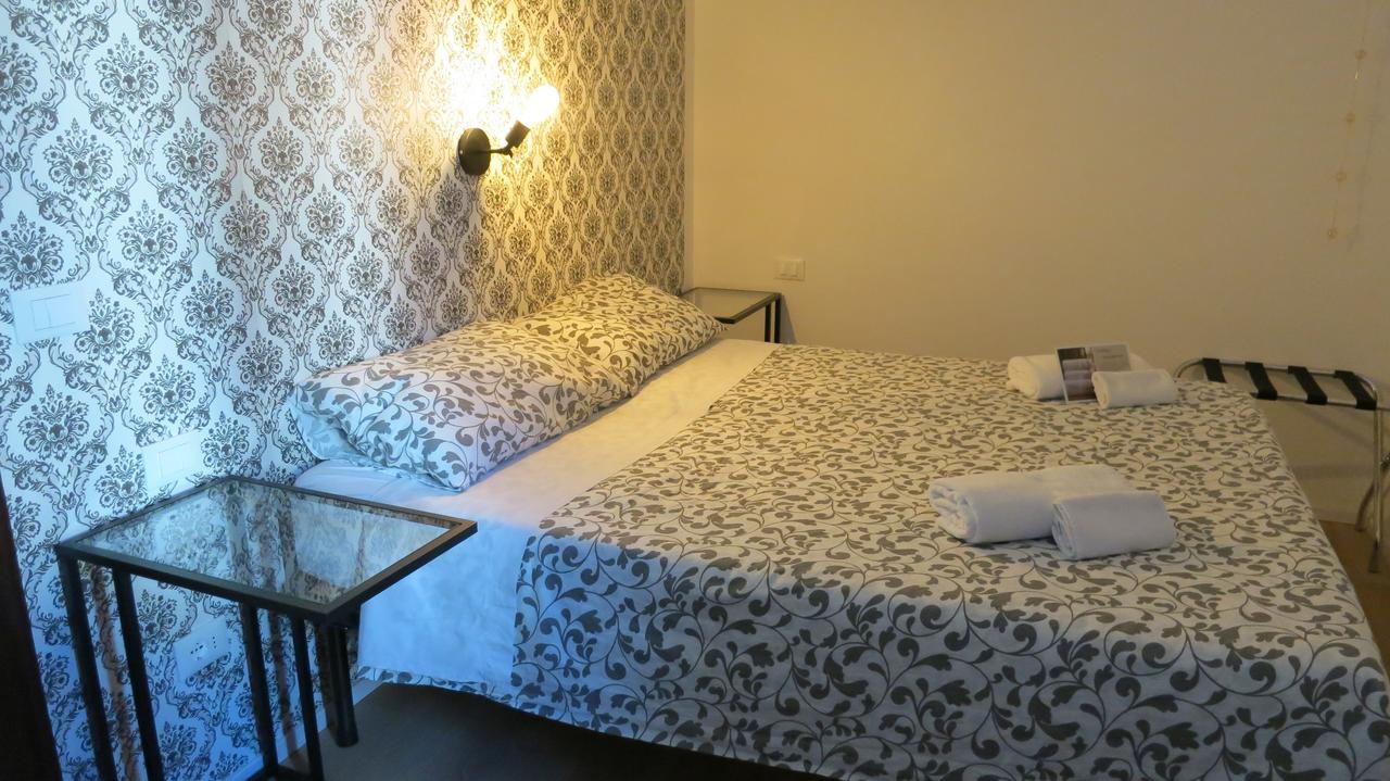Dante Rooms And Apartment Trient Exterior foto