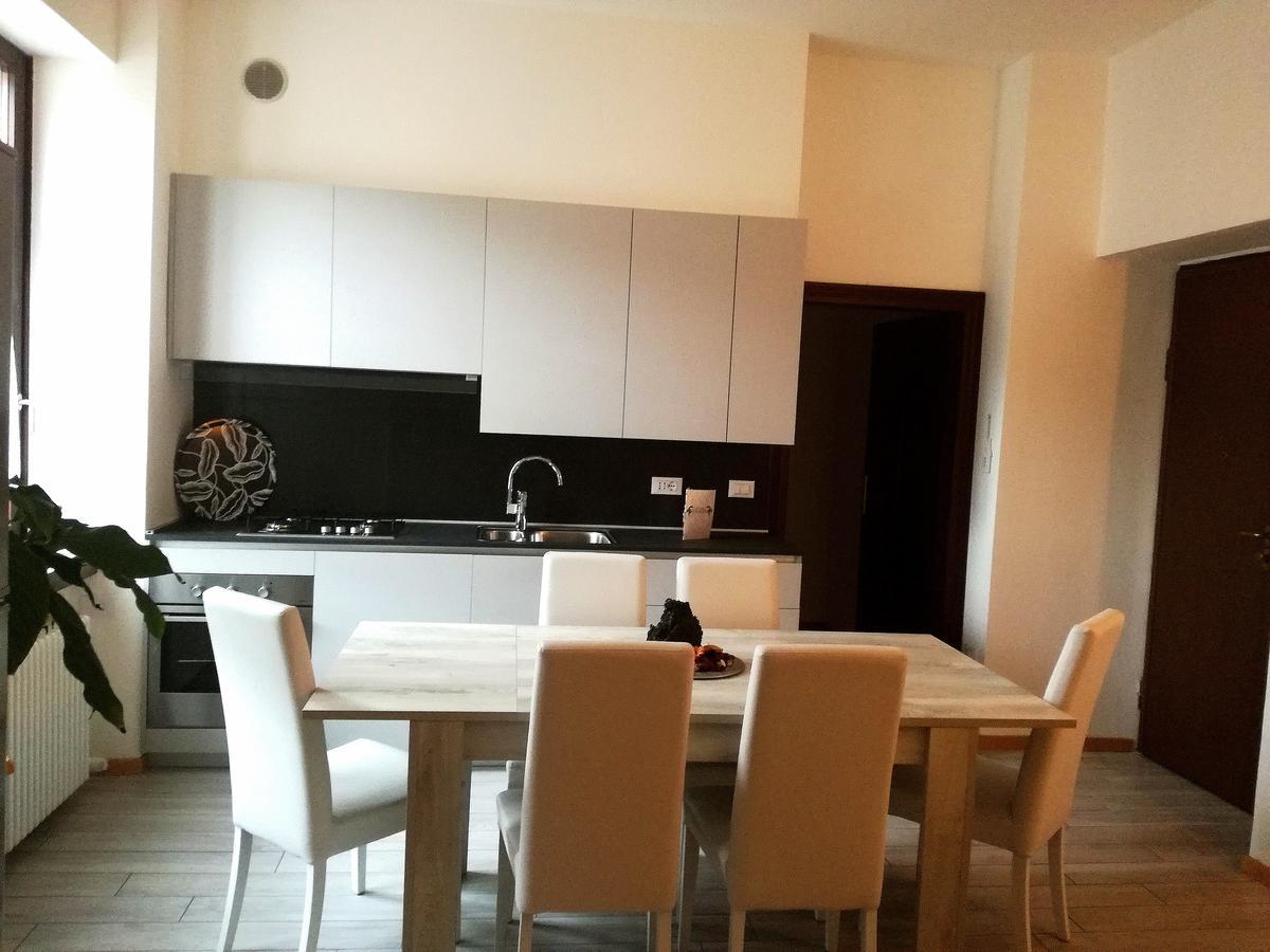 Dante Rooms And Apartment Trient Exterior foto